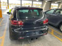 2011 Volkswagen Golf image 3