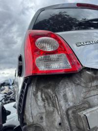 2011 Suzuki Swift image 3