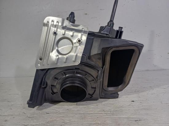 audi A4 2.0 TFSI CUATTRO Dec 2018 AIR CLEANER/BOX 