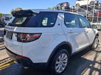 2016 Land Rover Discovery Sport image 3