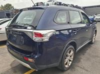2014 Mitsubishi Outlander ZJ image 3
