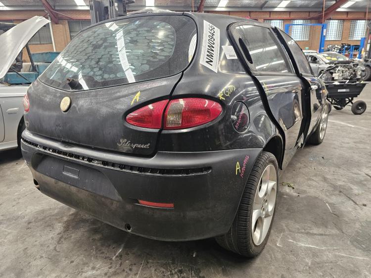 alfa romeo 2.0I 5DR HATCH AR32310 5SPD AMT FWD 16V TWIN SPARK May 2005 Parts & Wrecking