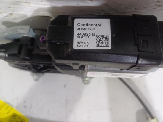 hyundai Accent RB Sep 2015 RIGHT FRONT WINDOW REG/MOTOR 