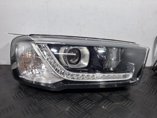 holden Captiva 2018 RIGHT HEADLAMP 