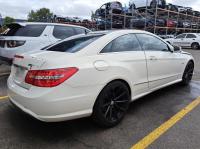 2011 Mercedes Benz E Class C207 image 3