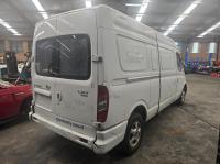 2017 Ldv V80 2.5DT AMT 6SPD FWD LWB MID ROOF image 3