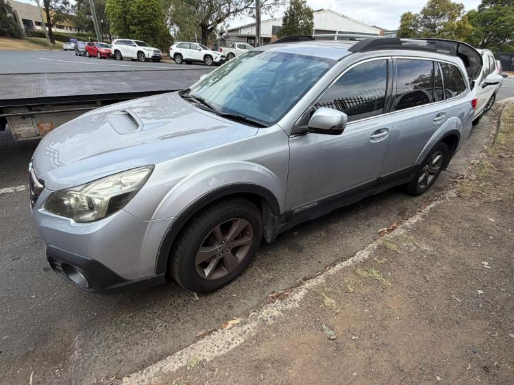 subaru Outback 2013 Parts & Wrecking