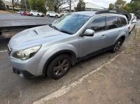 2013 Subaru Outback image 3