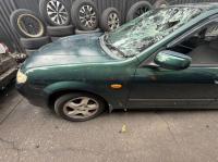 2001 Mazda 323 image 3