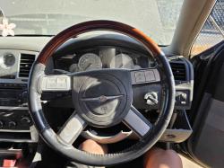 2005 Chrysler 300c SRT image 3