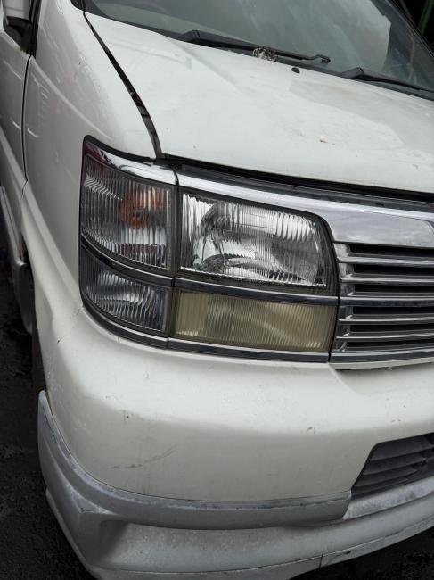 nissan Elgrand 2000 Parts & Wrecking