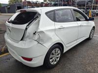 2015 Hyundai Accent RB image 3