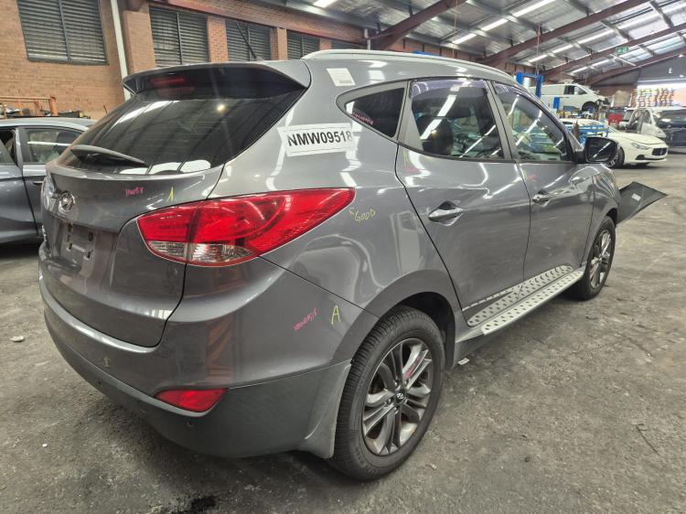 hyundai Ix35 2.0L G4NC AUTO 6SPD FWD SE Apr 2014 Parts & Wrecking