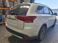 2018 Mitsubishi Outlander ZL image 3