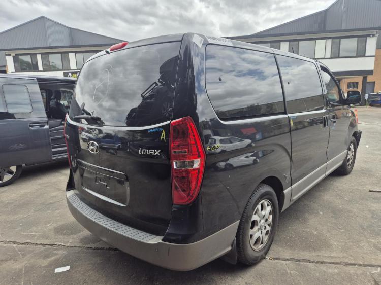 hyundai Imax IMAX 2.4L G4KG 4 SPEED AUTO RWD WAGON Apr 2014 Parts & Wrecking