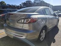 2011 Mazda 3 BL image 3