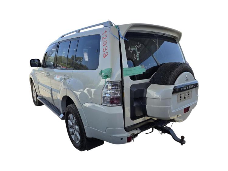 mitsubishi Pajero NT GLX Sep 2010 Parts & Wrecking