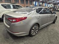 2012 Kia Optima 2.4L G4KJ AUTO 6SPD FWD PLATINUM image 3