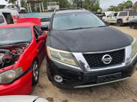 2015 Nissan Pathfinder image 3