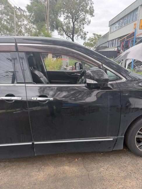 nissan Elgrand 2017 Parts & Wrecking