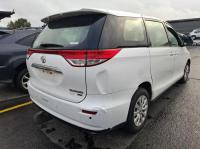 2011 Toyota Tarago ACR50R image 3