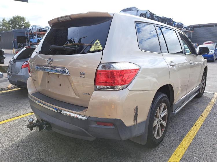 toyota Kluger GSU45R Jul 2011 Parts & Wrecking