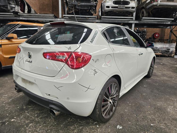 alfa romeo Giulietta 1.7L MAN 6SPD FWD 1750 TBI Jun 2011 Parts & Wrecking
