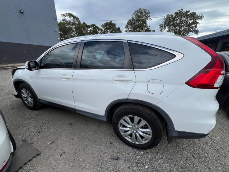 honda Crv RM SERIES II Jan 2015 Parts & Wrecking