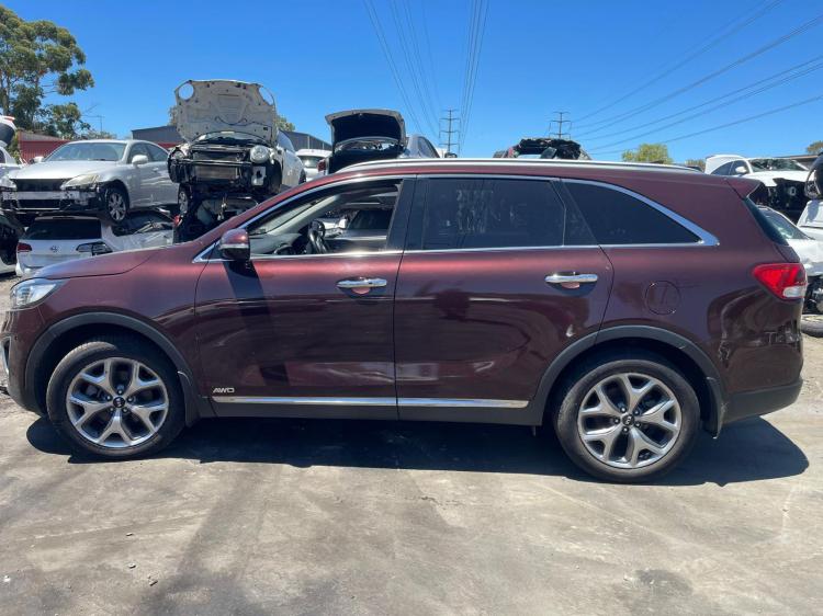 kia Sorento UM Jan 2016 Parts & Wrecking
