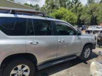 2010 Toyota Prado 150 image 3
