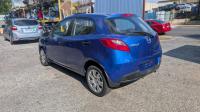 2010 Mazda Mazda2 DE image 3