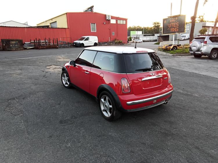 mini Cooper COOPER Jul 2003 Parts & Wrecking