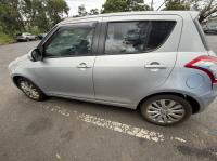 2013 Suzuki Swift image 3