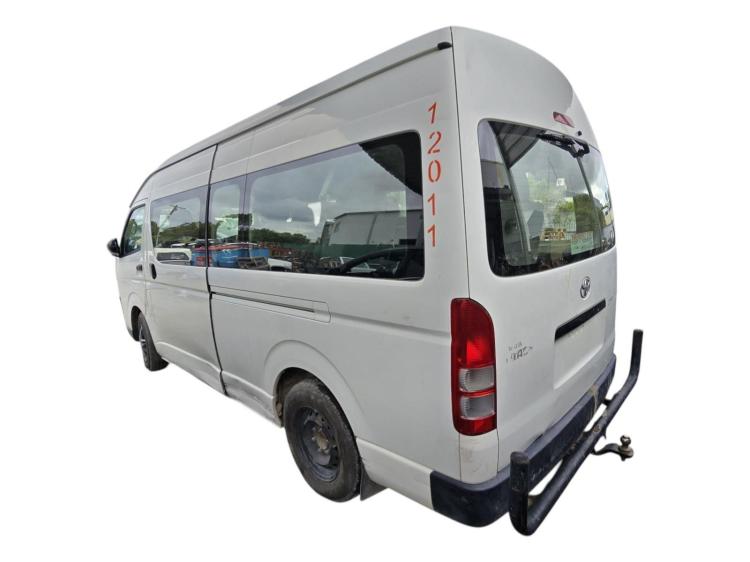 toyota Hiace TRH COMMUTER Jan 2013 Parts & Wrecking