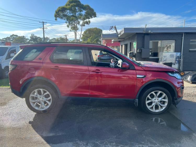 land rover Discovery Sport L550 2017 Parts & Wrecking