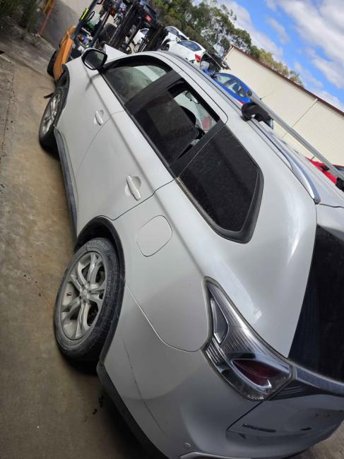 mitsubishi Outlander OUTLANDER 2017 Parts & Wrecking