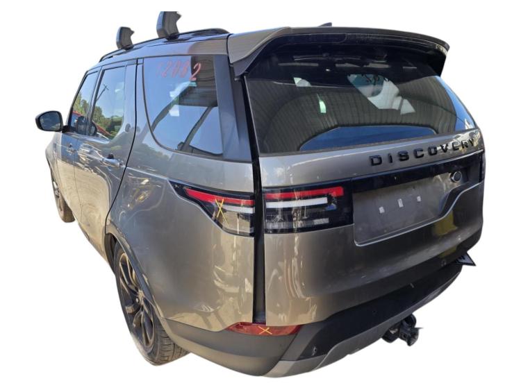 land rover Discovery L462 SD4 SE Jul 2017 Parts & Wrecking