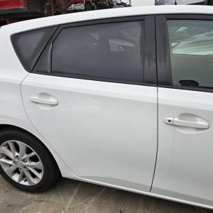 2014 Toyota Corolla ZRE182R image 3