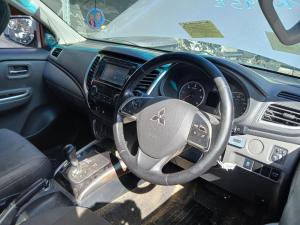 2016 Mitsubishi Triton MQ-MR image 3