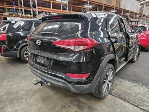2017 Hyundai Tucson 2.0L G4NC AUTO 6SPD FWD ACTIVE X image 3