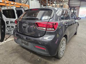 2017 Kia Rio 1.4L G4LC AUTO 4SPD FWD S YB image 3