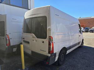 2018 Renault Master 2.3DT AUTO 6SPD FWD MWB MID ROOF image 3