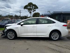 2024 Toyota Corolla ZWE211R image 3