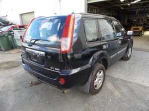 2005 Nissan X-trail T30 image 3