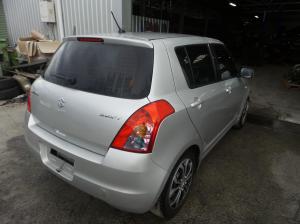 2010 Suzuki Swift RS415 image 3