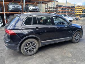 2016 Volkswagen Tiguan 5NA image 3