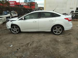 2012 Ford Focus LW image 3