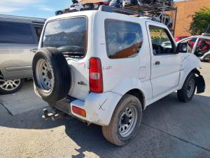 2013 Suzuki Jimny 1.3L AUTO 4SPD 4WD SIERRA image 3