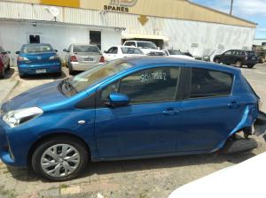 2017 Toyota Yaris NCP13 image 3