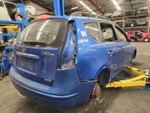 2009 Hyundai I30 FD 2.0L G4GC AUTO 4SPD FWD SLX image 3